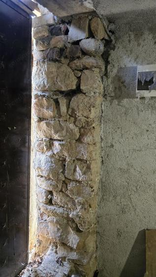 Casa accesibila cu priveli?te frumoasa in Re?i?a! - 1