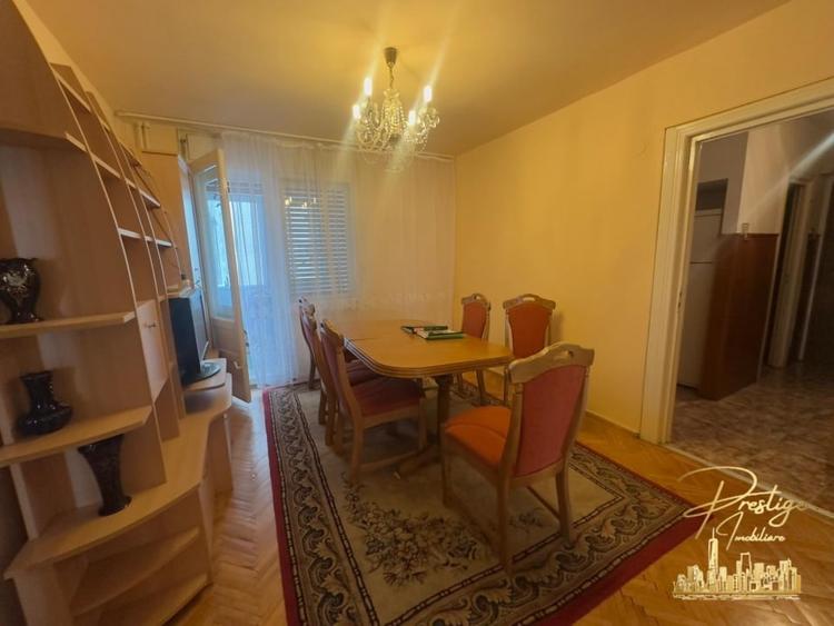 Apartament cu 3 camere de inchiriat in zona Prima Shops,Decebal-Oradea - 3