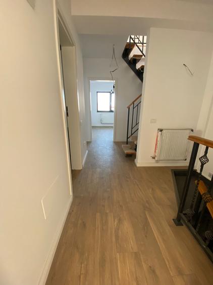 Casa Tip Duplex 5 camere 4 bai - Mutare Imediata - - 10