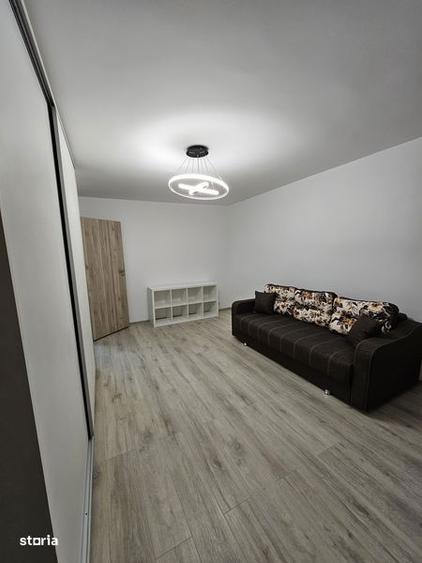 Vand garsoniera Teatru masca - 3