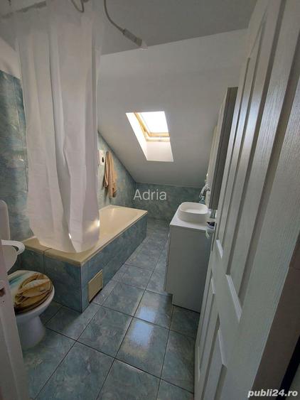 Vand apartament 40 m2 la mansarda Vand apartament 40 m2 la mansarda