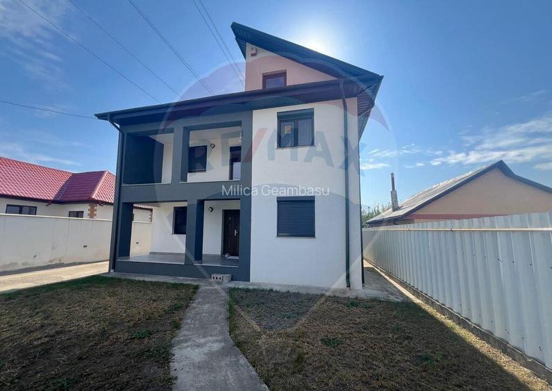 Casa 4 camere Focsani str Militari