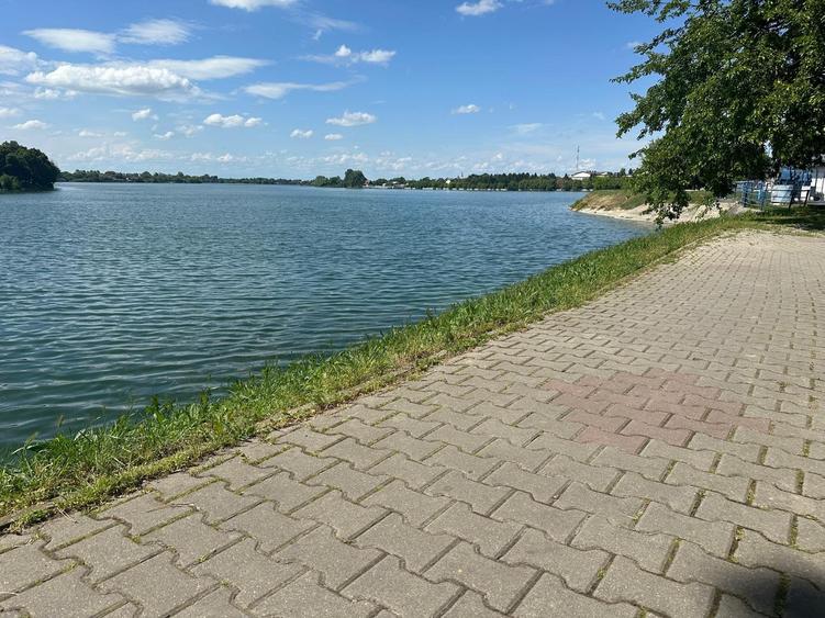 Buftea, Palatul Stirbey, teren intravilan, 2186 mp, vedere catre lac, - 4