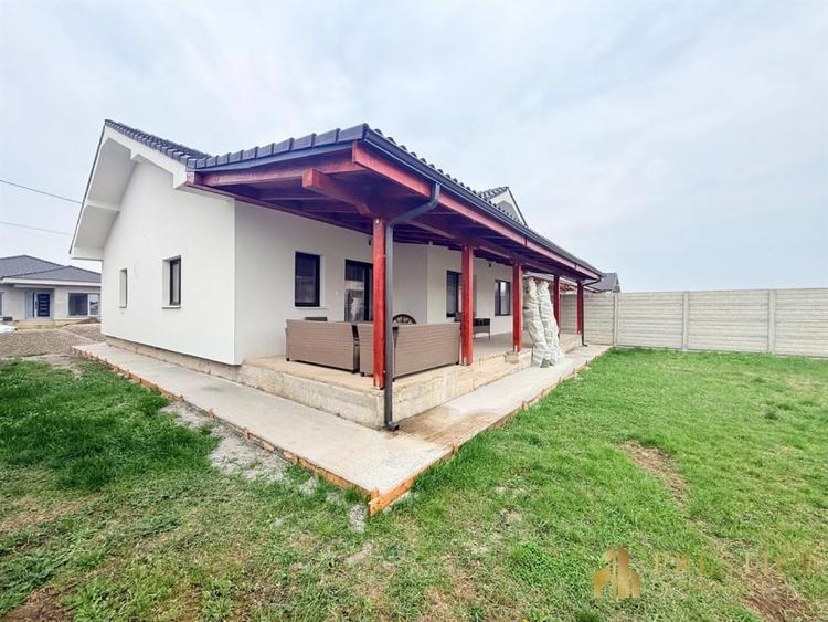 Casa noua cu 3 dormitoare de vanzare fara TVA in Santandrei - Bihor - 4