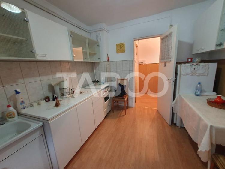 Apartament 3 camere 76 mp utili cu balcon 4 mp zona Tudor Vladimirescu - 8