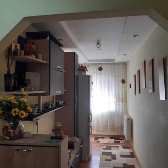 vand apartament in orasul Saveni - 3