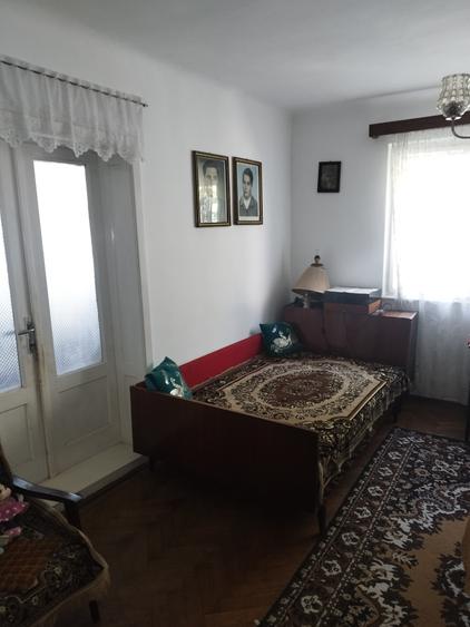 Vand casa cu4 cam. in zona  Mureseni - 9