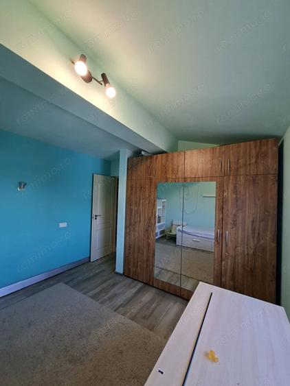 Apartament cu 3 camere decomandat în Giarmata