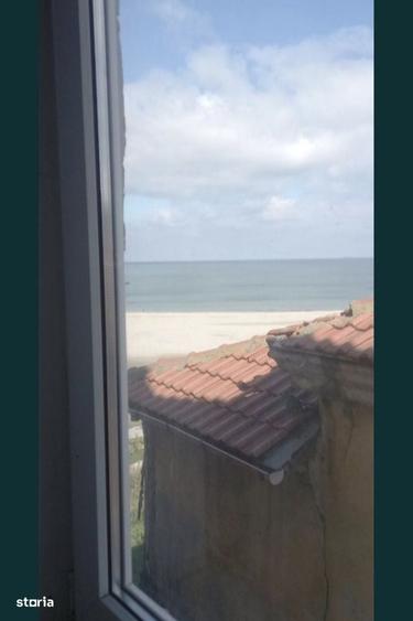 Apartament cu 3 camere nedecomandat în Peninsula