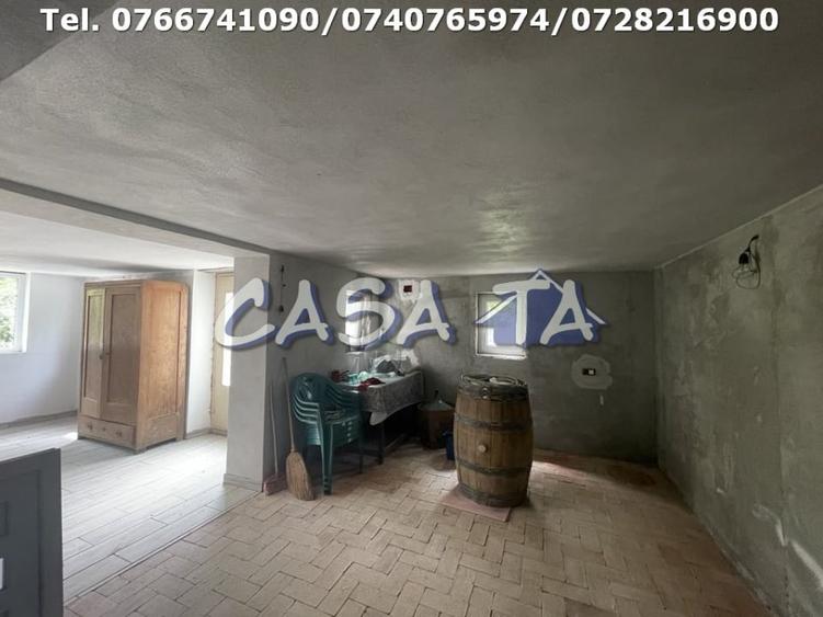 Casă individuală cu 3 camere cu Canalizare în Central