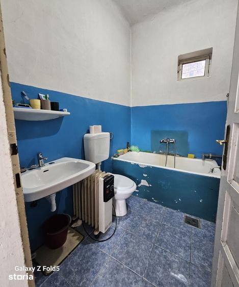 Casă cu 4 camere cu Teren 248 Mp în Central