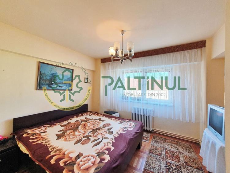 Apartament cu 4 camere decomandat, mobilat în Mihai Viteazul