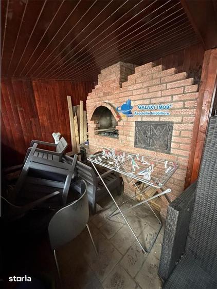 Casă cu 4 camere cu Teren 200 Mp în Central