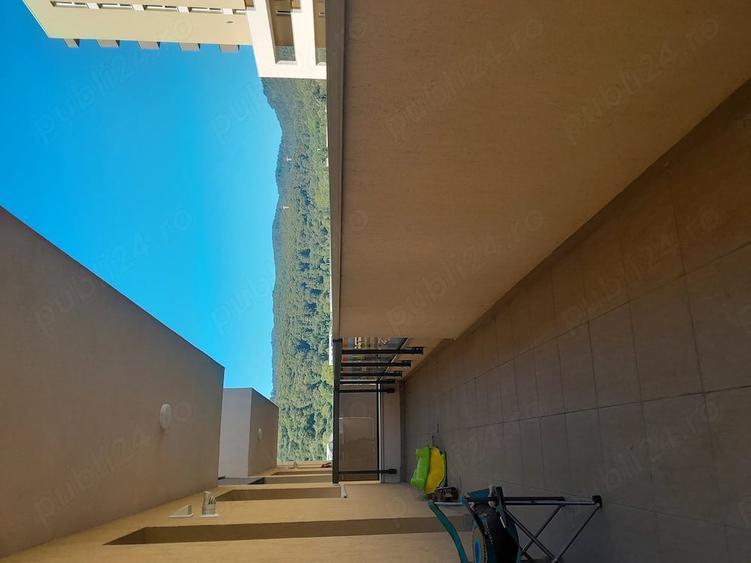 Apartament cu 3 camere decomandat în Astra