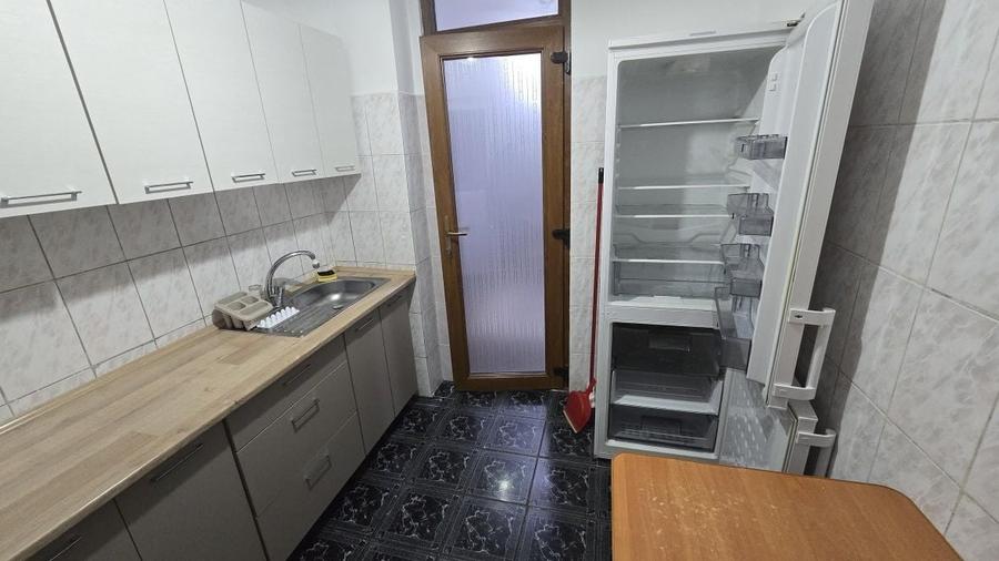 Apartament cu 2 camere decomandat în Pădurii