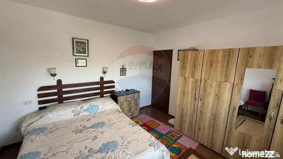 Casă cu 3 camere cu Teren 1667 Mp în Răcoasa