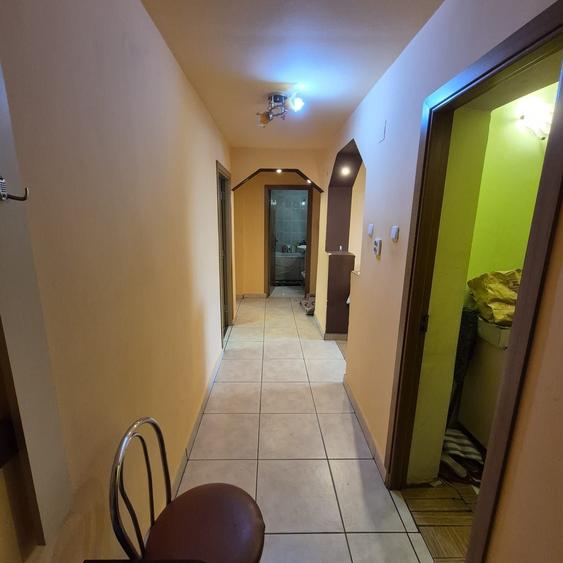 Apartament cu 3 camere decomandat în Șieu