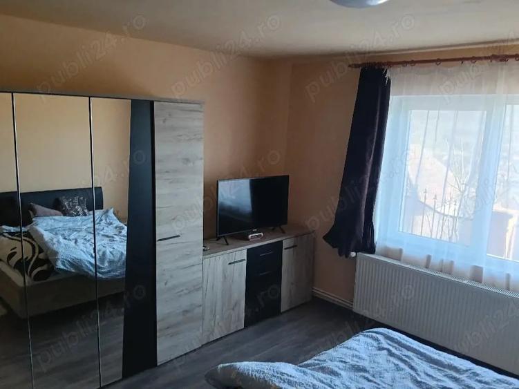 Casă cu 2 camere cu Teren 300 Mp în Central