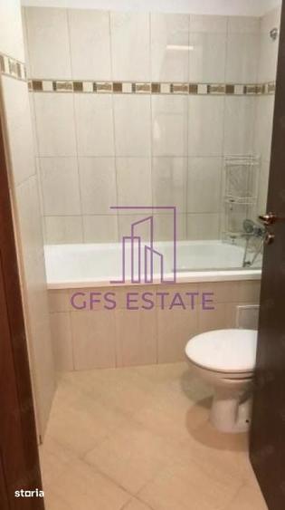 Apartament cu 3 camere semidecomandat în Grivița