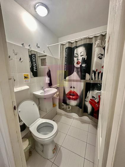 Spațiu comercial, de 36 mp, în Sebastian