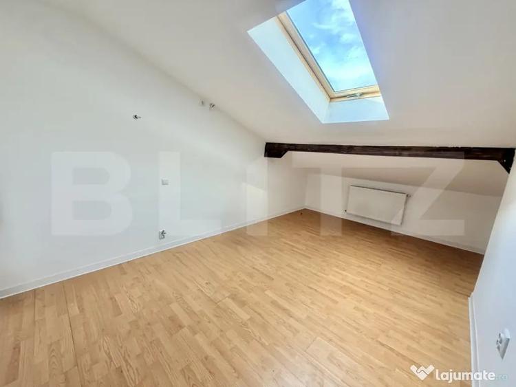 Apartament cu 5 camere decomandat în Central