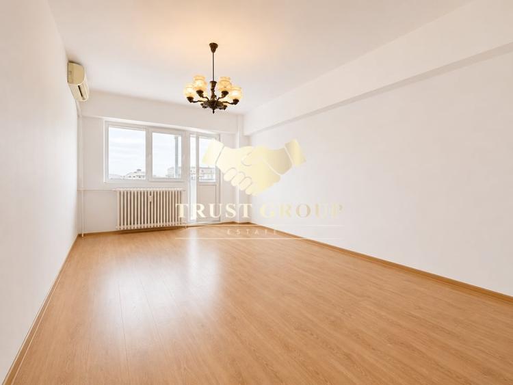Apartament cu 4 camere decomandat în Cișmigiu