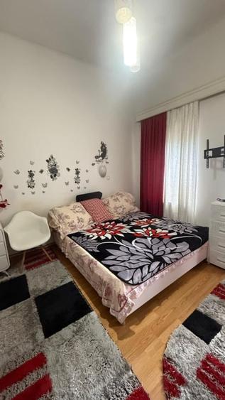 Casă individuală cu 3 camere cu Canalizare în Central