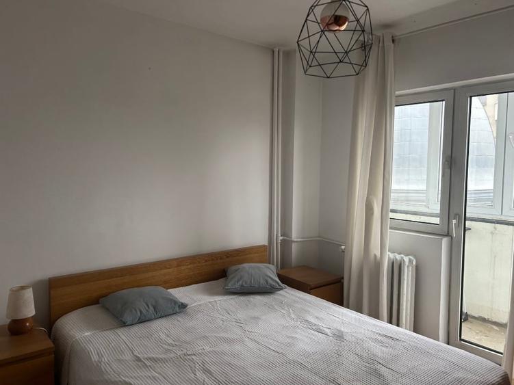 Proprietar inchiriez apt 2 camere Tineretului ncai - 2