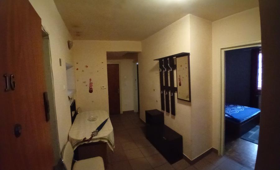 proprietar, inchiriez apartament 3 camere decomandat in Strand - 7