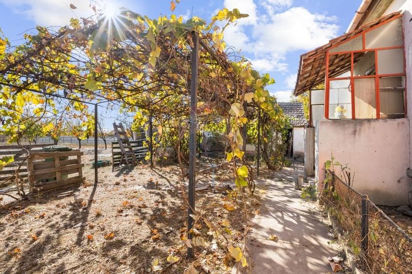 Casă de vânzare la 7 km de Arad, Loc. Sofronea - 4