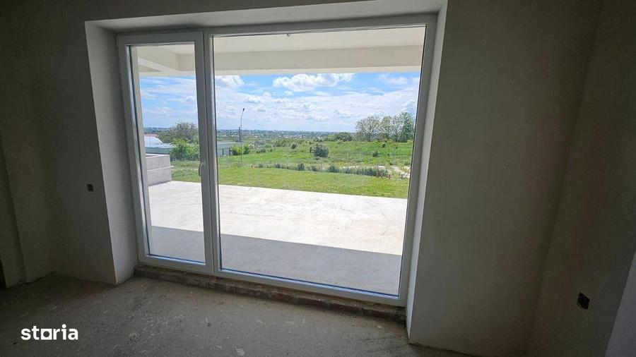 Casa Manastirea Dealu Targoviste Cu Vedere La Oras - 16