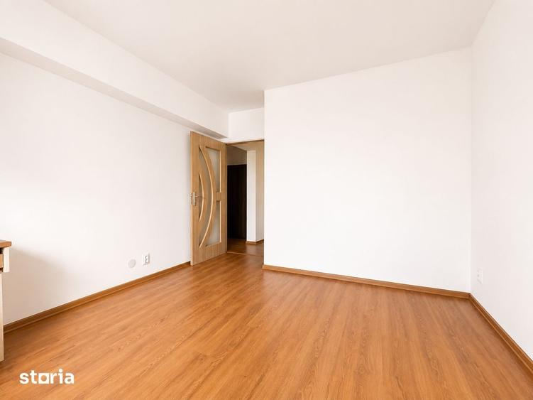 Apartament cu 3 camere decomandat în Valea Cetății
