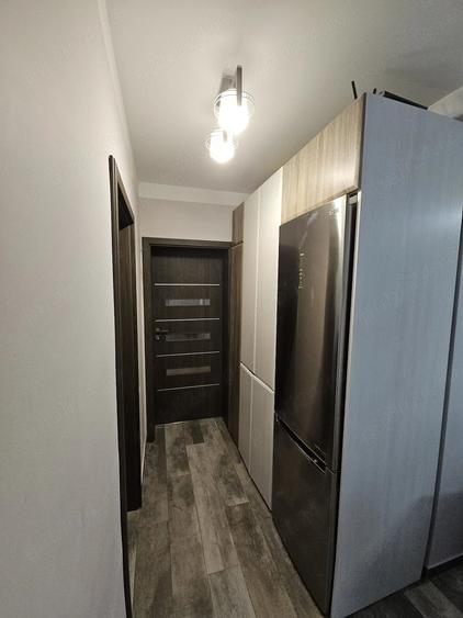 Apartament cu 3 camere decomandat în Giroc