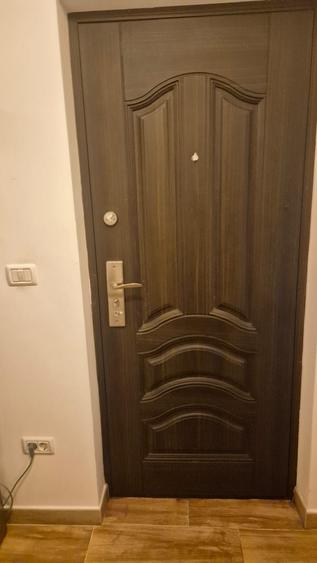Apartament cu 2 camere semidecomandat în Sud