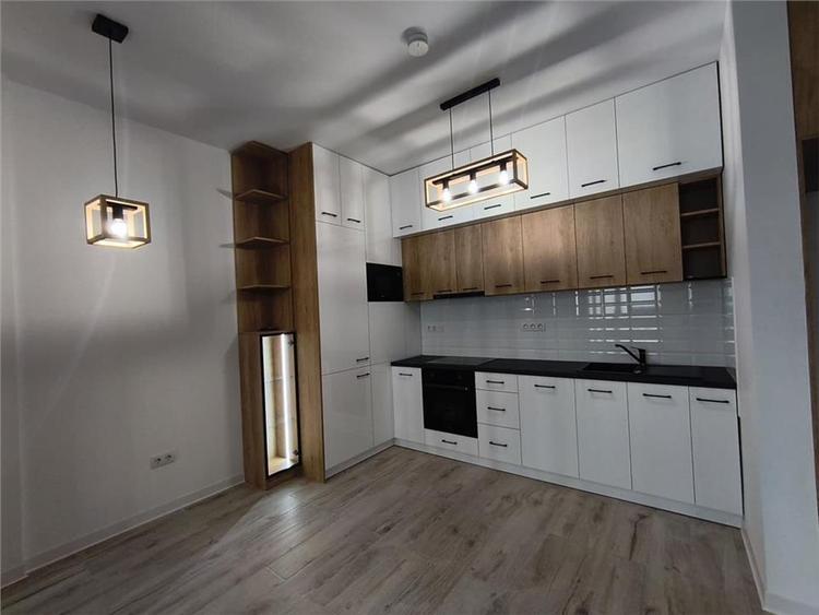 Apartament Ultra Central Bloc Nou Parcare Inclusa - 1