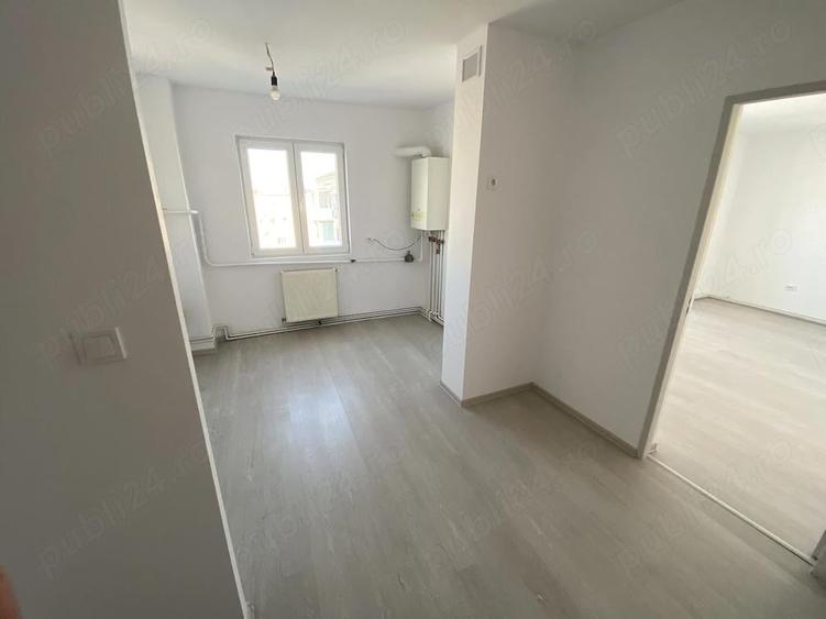 Apartament 3 camere, 80 mp, decomandat, renovat Micro 3 - 1