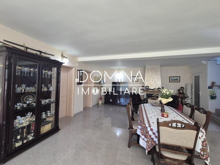 Vanzare proprietate remarcabila situata in zona turistica Runcu - 2