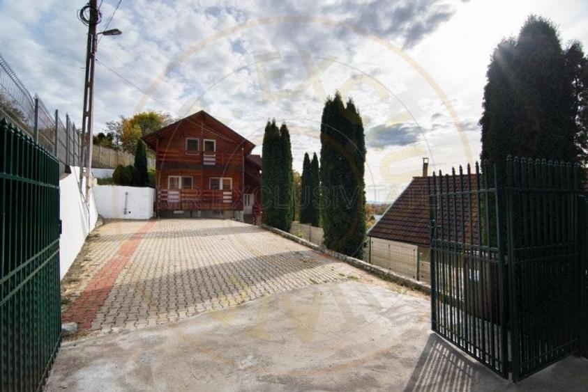 VANZARE / SCHIMB  PENSIUNE in zona de munte, langa Pestera Muierilor - 16