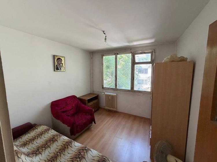 Apartament 3 camere de vanzare Sector 4, Aparatorii Patriei - 4