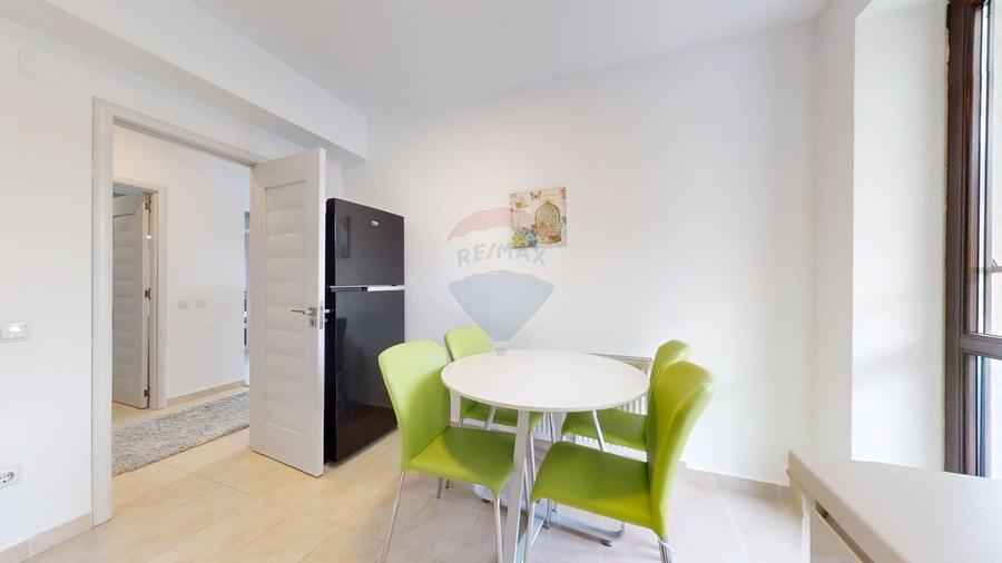 Răsărit peste Bucegi – Apartament spectaculos în Sinaia I Clasificat - 10