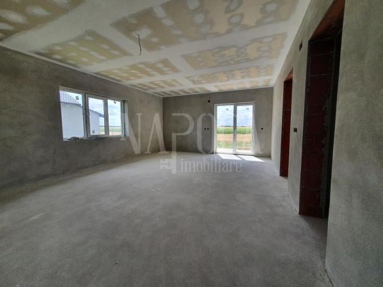 Casa 4 camere de vanzare in Santandrei - 1