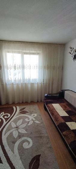 Garsoniera Mara?ei etaj 2 in bloc cu apartamente - 4