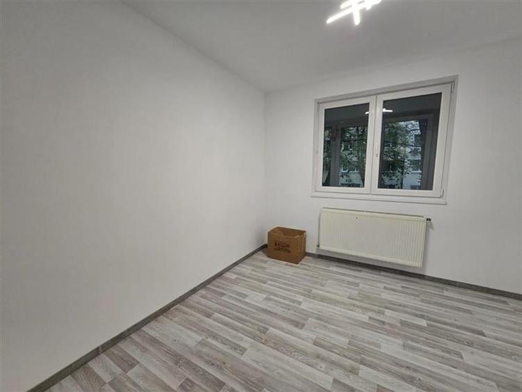 3 CAM ET1/3 MOB/UTI CENTRALA PROPRIE SECT1 BUCURESTII NOI PAJURA  METROU JIULUI - 15