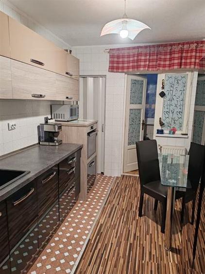 Apartament 4 camere,  etajul 2, Racadau - 1