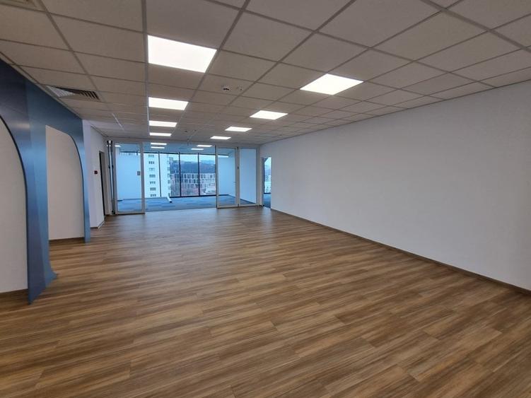 Spatii de birouri clasa A, in cladire situata central - COMISION 0% - 11