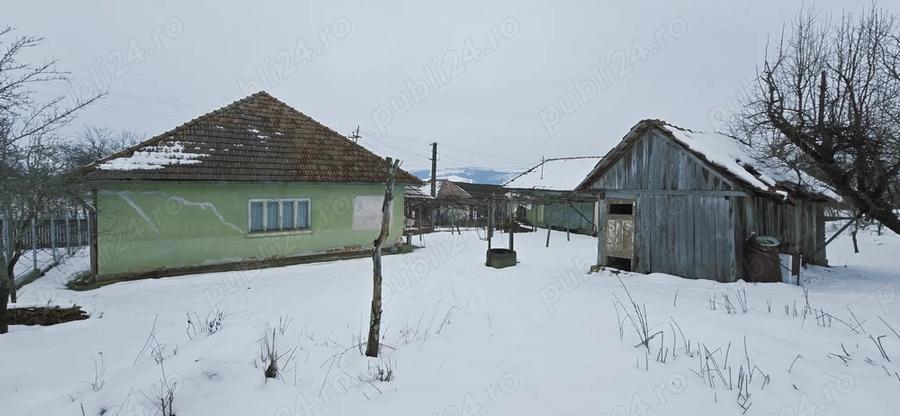 Casa cu Anexe, Gradina + 2Ha Terenuri - 2