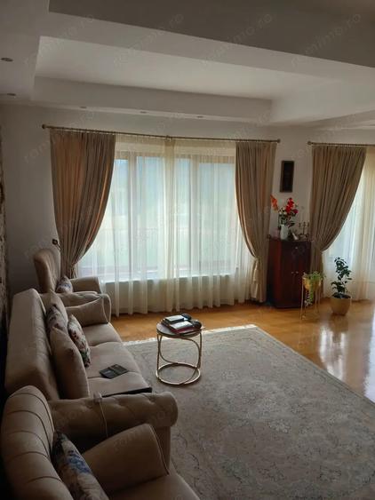 Vila in zona spectaculoasa de munte - 7