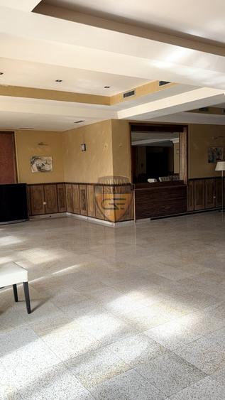 Spațiu comercial, de 348 mp, în Central