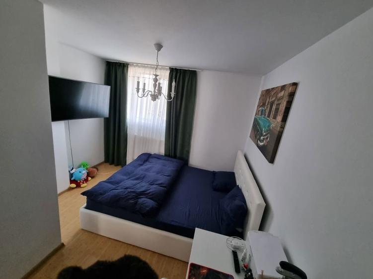 Apartament ultracentral Harsova - 6