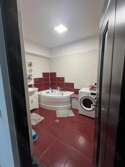 Apartament de vanzare - 4